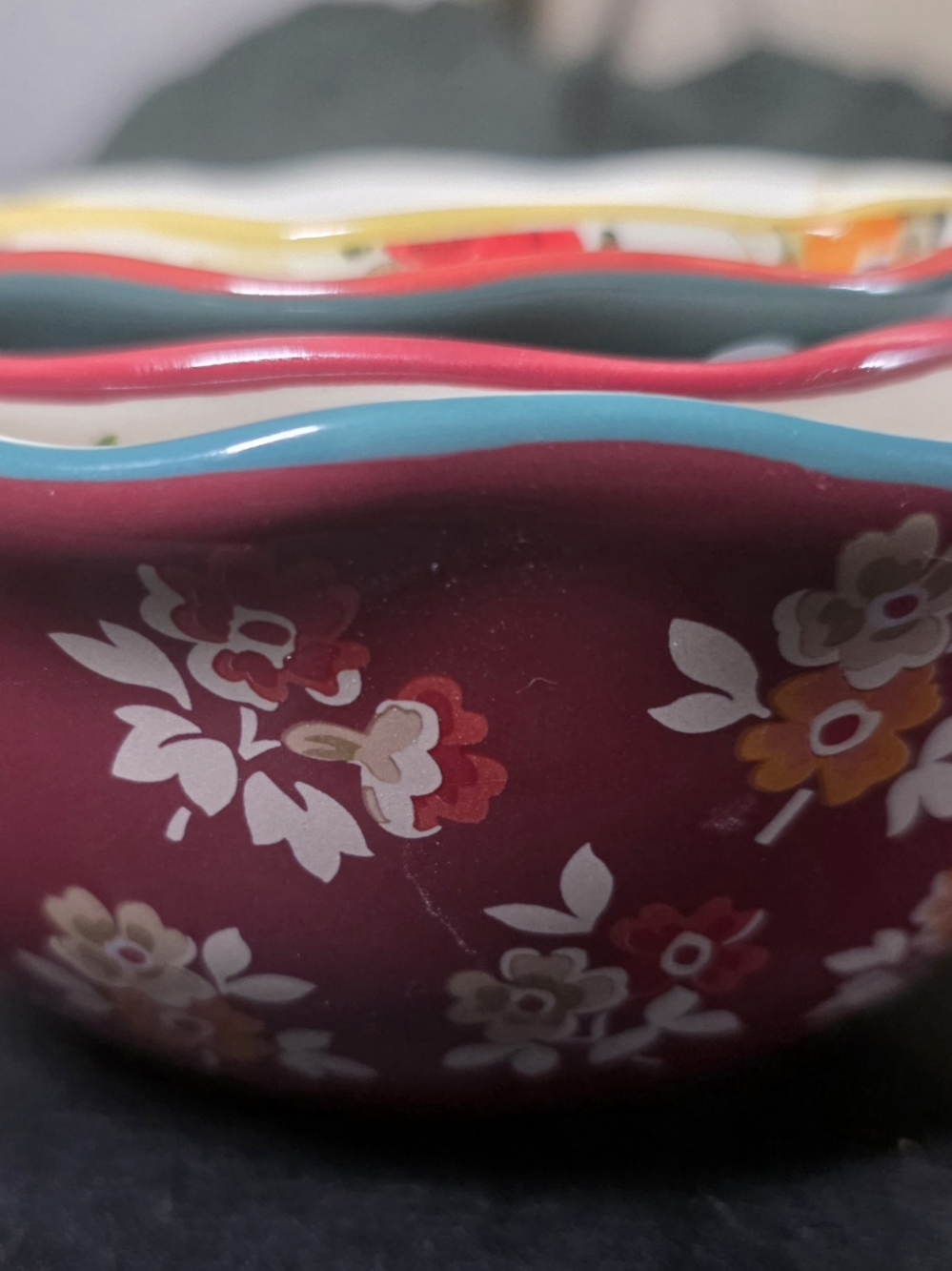 The Pioneer Woman Floral Measuring Ceramic Bowls 4 Pieces.